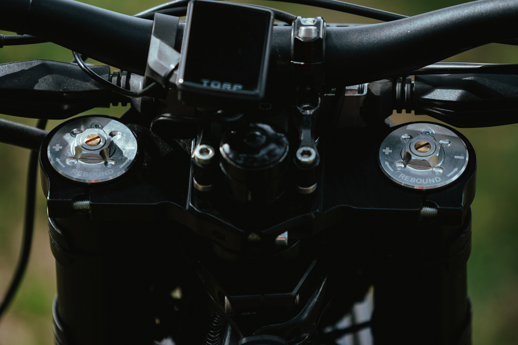 Tech_Suspension_E39_E-Moto_Fork_Action2