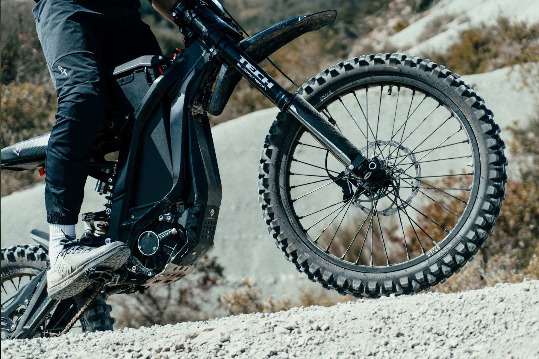 Tech_Suspension_E39_E-Moto_Fork_Action5